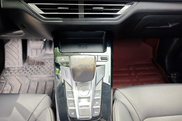 Used BYD Yuan New Energy 2019 EV535 High-Energy Leading Edition Gear Lever