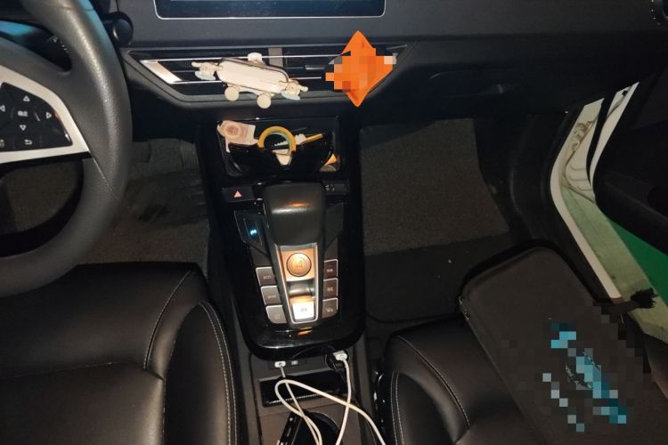 Used BYD Yuan New Energy 2019 EV535 Smart Connect Trendsetting Model Gear Lever