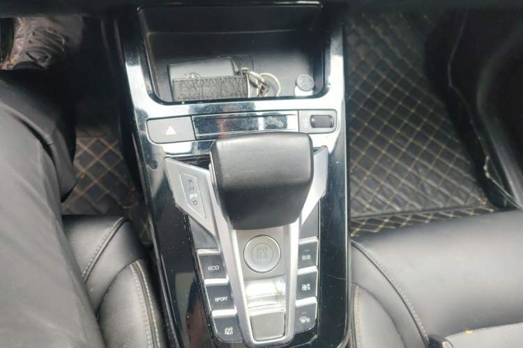 Used BYD Yuan New Energy 2019 EV535 High-Energy Leading Edition Gear Lever