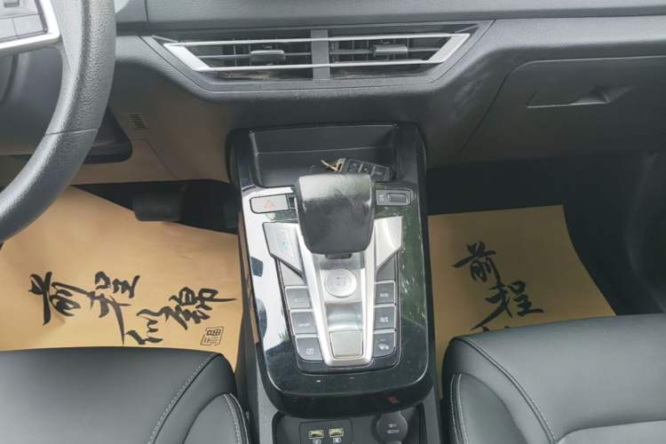 Used BYD Yuan New Energy 2019 EV535 Smart Connect Elite Model Gear Lever