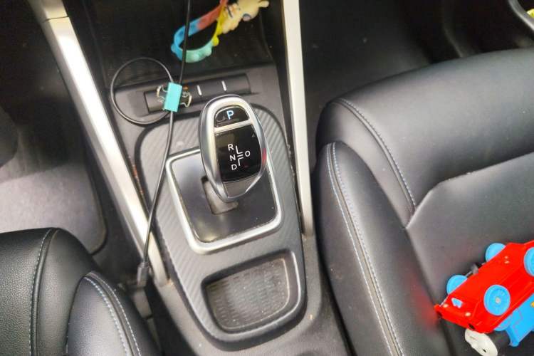 Used BYD Yuan New Energy 2019 EV360 Smart Connect Leading Model Gear Lever