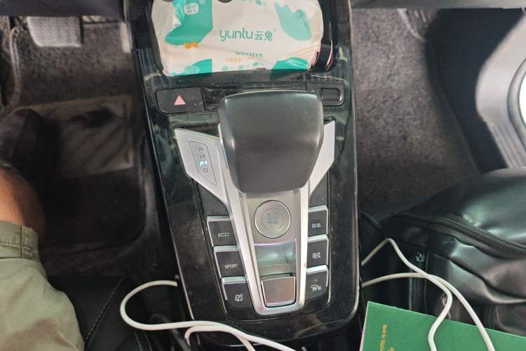 Used BYD Yuan New Energy 2019 EV535 Smart Connect Elite Model Gear Lever