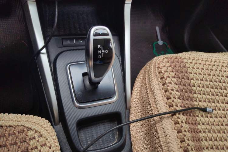 Used BYD Yuan New Energy 2019 EV360 Smart Connect Leading Model Gear Lever