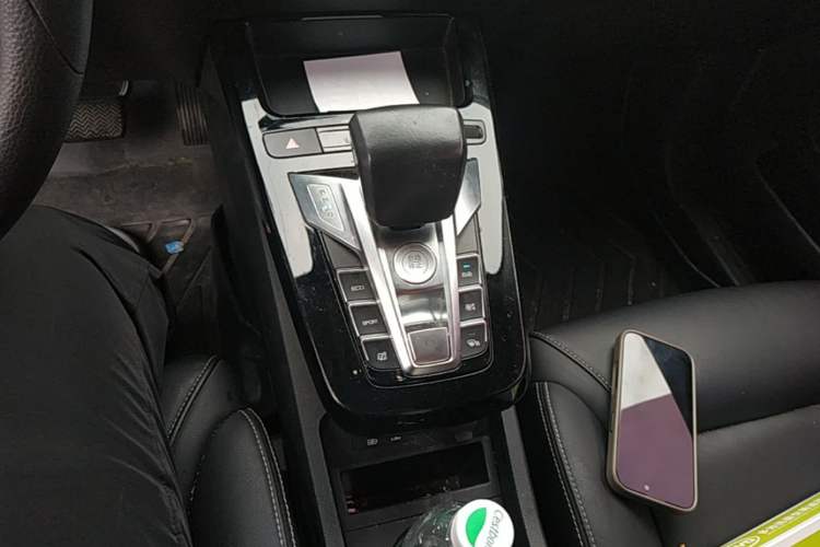 Used BYD Yuan New Energy 2019 EV535 High-Energy Leading Edition Gear Lever