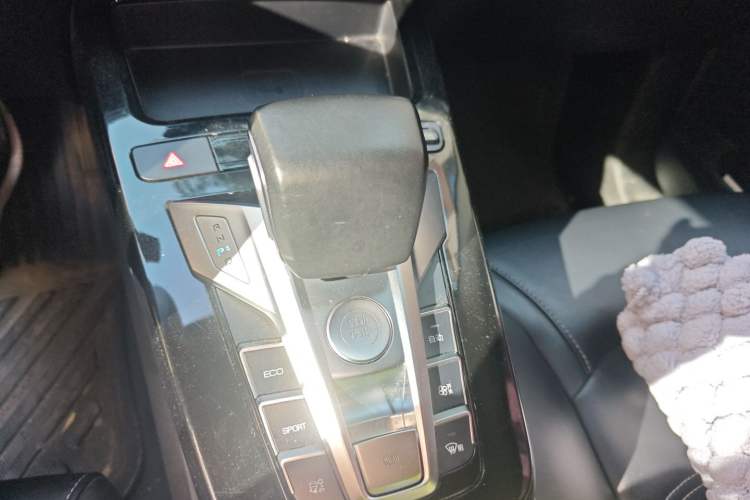 Used BYD Yuan New Energy 2019 EV535 Smart Connect Elite Model Gear Lever