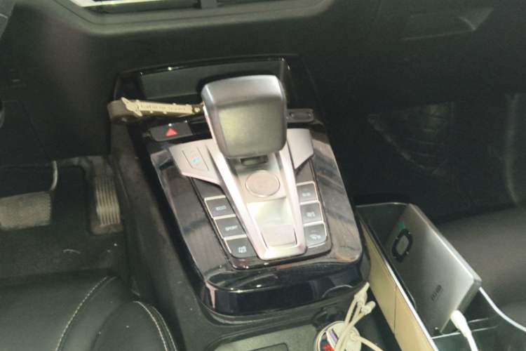 Used BYD Yuan New Energy 2019 EV535 Smart Connect Elite Model Gear Lever