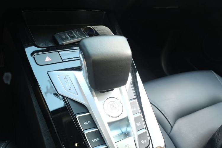 Used BYD Yuan New Energy 2019 EV360 Smart Connect Enjoyment Model Gear Lever