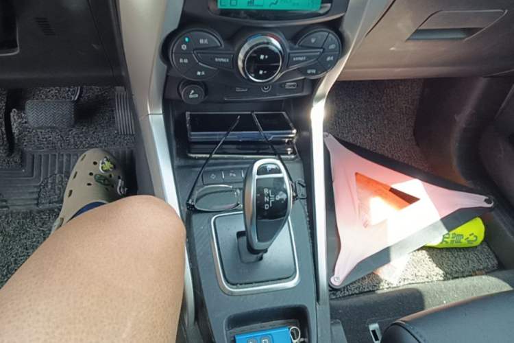 Used BYD Yuan New Energy 2019 EV535 High-Energy Leading Edition Gear Lever