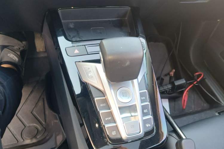 Used BYD Yuan New Energy 2019 EV535 High-Energy Leading Edition Gear Lever