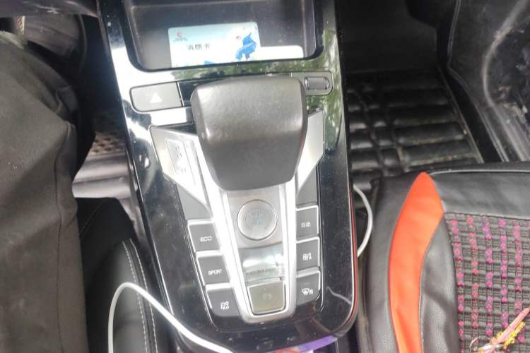 Used BYD Yuan New Energy 2019 EV535 High-Energy Leading Edition Gear Lever