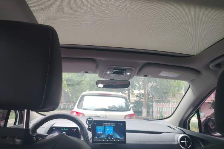 Used BYD Yuan New Energy 2019 EV360 Smart Connect Enjoyment Model Headliner