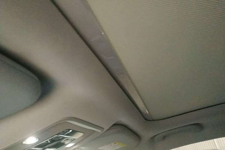 Used BYD Yuan New Energy 2019 EV360 Smart Connect Enjoyment Model Headliner