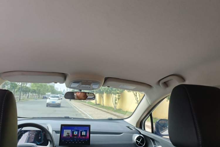 Used BYD Yuan New Energy 2019 EV535 Smart Connect Trendsetting Model Headliner