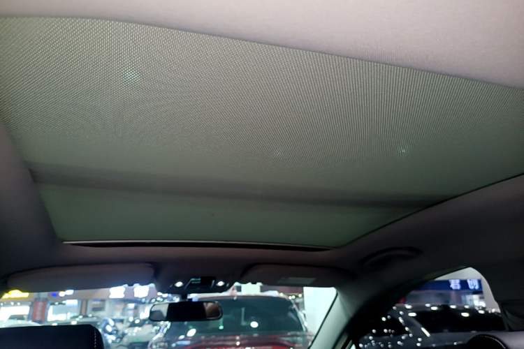 Used BYD Yuan New Energy 2019 EV360 Smart Connect Enjoyment Model Headliner