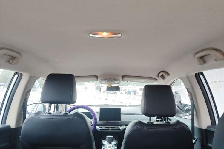 Used BYD Yuan New Energy 2019 EV360 Smart Connect Luxurious Model Headliner
