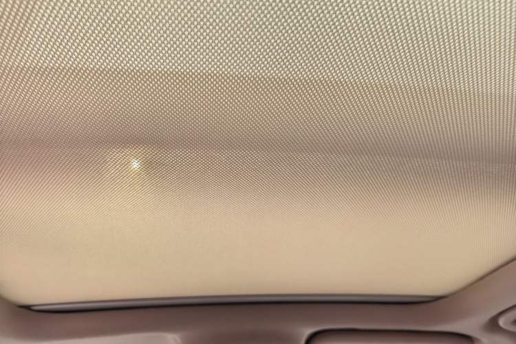Used BYD Yuan New Energy 2019 EV360 Smart Connect Enjoyment Model Headliner