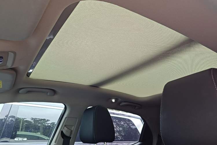 Used BYD Yuan New Energy 2019 EV360 Smart Connect Enjoyment Model Headliner