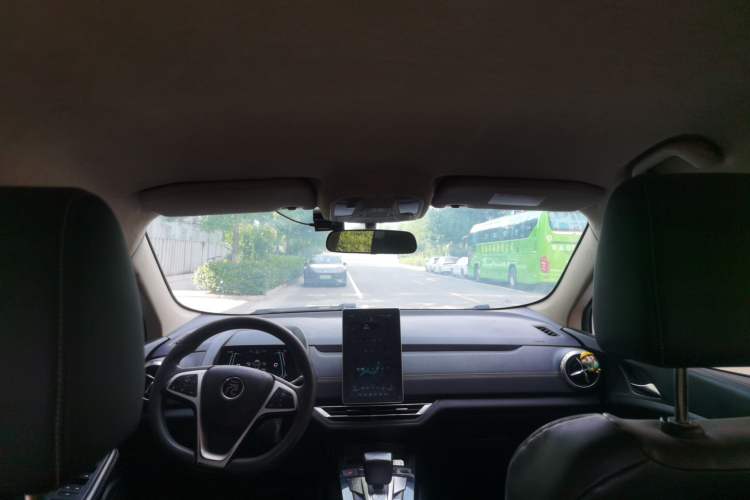 Used BYD Yuan New Energy 2019 EV360 Smart Connect Luxurious Model Headliner