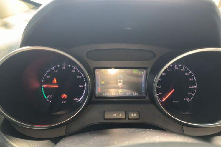 Used BYD Yuan New Energy 2019 EV360 Smart Connect Elite Model Instrument Cluster