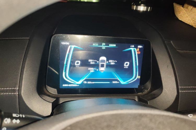 Used BYD Yuan New Energy 2019 EV535 Smart Connect Trendsetting Model Instrument Cluster