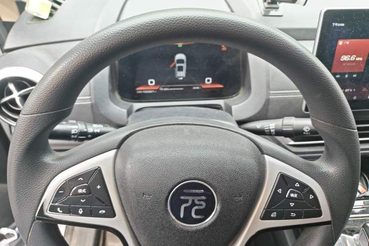 Used BYD Yuan New Energy 2019 EV535 Smart Connect Trendsetting Model Instrument Cluster