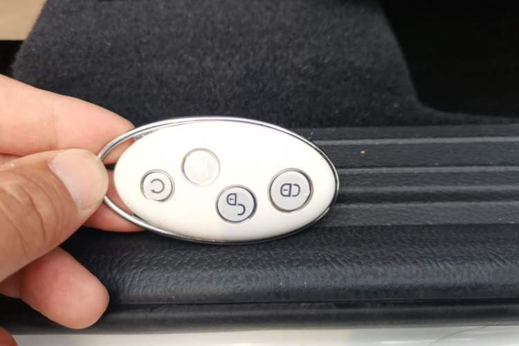 Used BYD Yuan New Energy 2019 EV360 Smart Connect Leading Model Interior 1