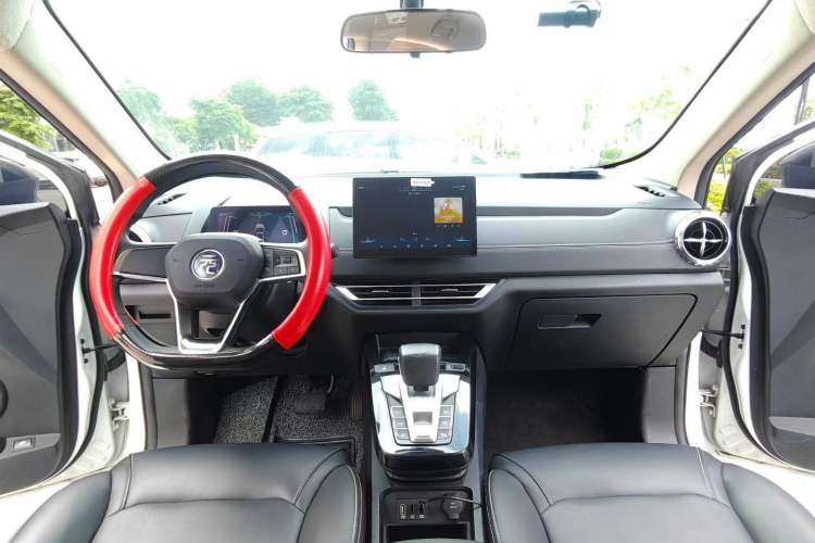 Used BYD Yuan New Energy 2019 EV535 Smart Connect Trendsetting Model Interior 1