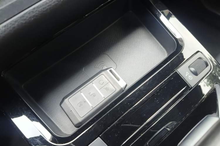 Used BYD Yuan New Energy 2019 EV535 High-Energy Leading Edition Interior 1