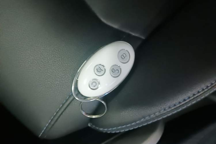 Used BYD Yuan New Energy 2019 EV360 Smart Connect Leading Model Interior 1