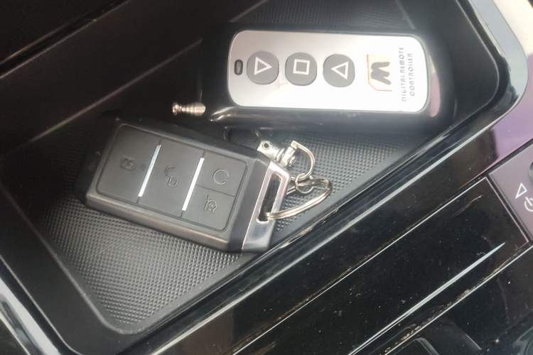 Used BYD Yuan New Energy 2019 EV535 Smart Connect Trendsetting Model Interior 1