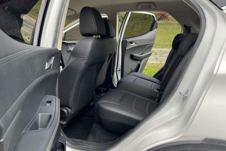 Used BYD Yuan New Energy 2019 EV535 Smart Connect Trendsetting Model Interior 2