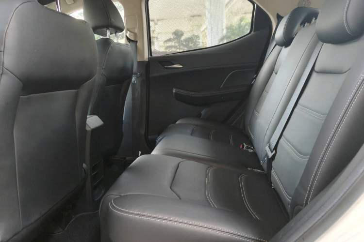 Used BYD Yuan New Energy 2019 EV535 Smart Connect Trendsetting Model Interior 2