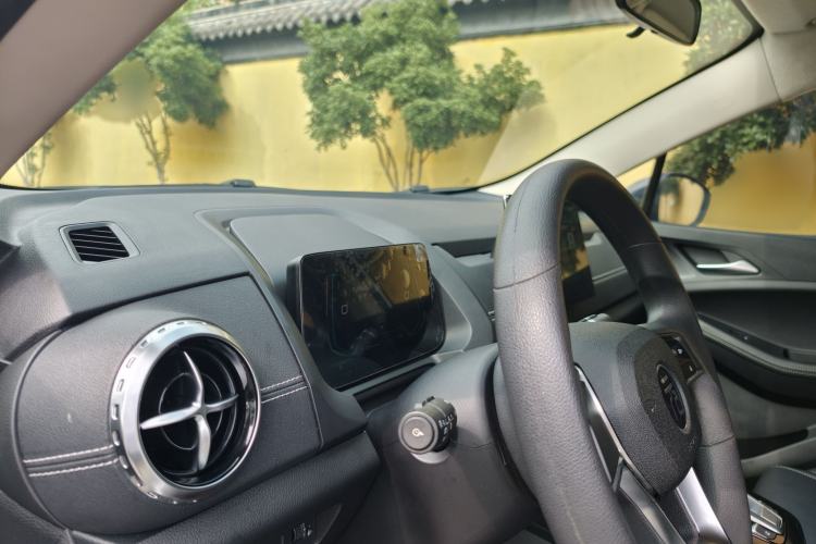 Used BYD Yuan New Energy 2019 EV535 Smart Connect Trendsetting Model Interior 2