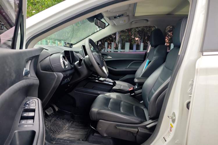 Used BYD Yuan New Energy 2019 EV535 High-Energy Leading Edition Interior 2