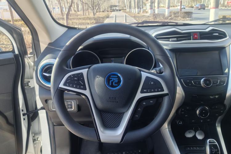 Used BYD Yuan New Energy 2019 EV360 Smart Connect Leading Model Interior 2