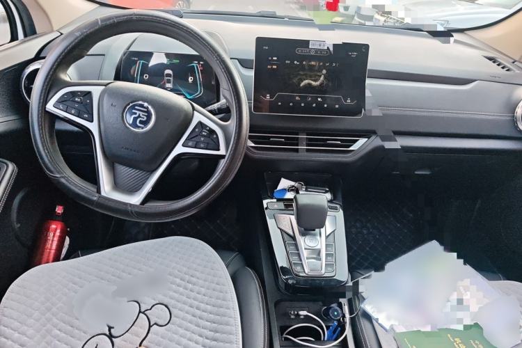 Used BYD Yuan New Energy 2019 EV535 Smart Connect Trendsetting Model Interior 2