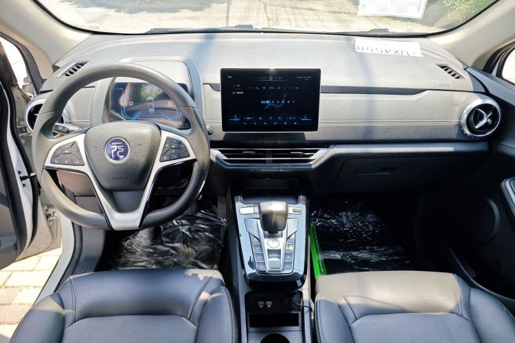 Used BYD Yuan New Energy 2019 EV535 Smart Connect Trendsetting Model Interior 2