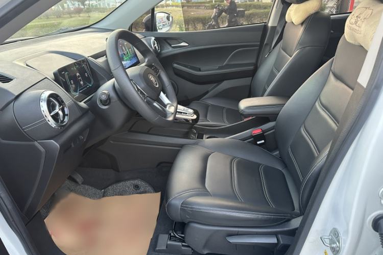 Used BYD Yuan New Energy 2019 EV360 Smart Connect Enjoyment Model Interior 3