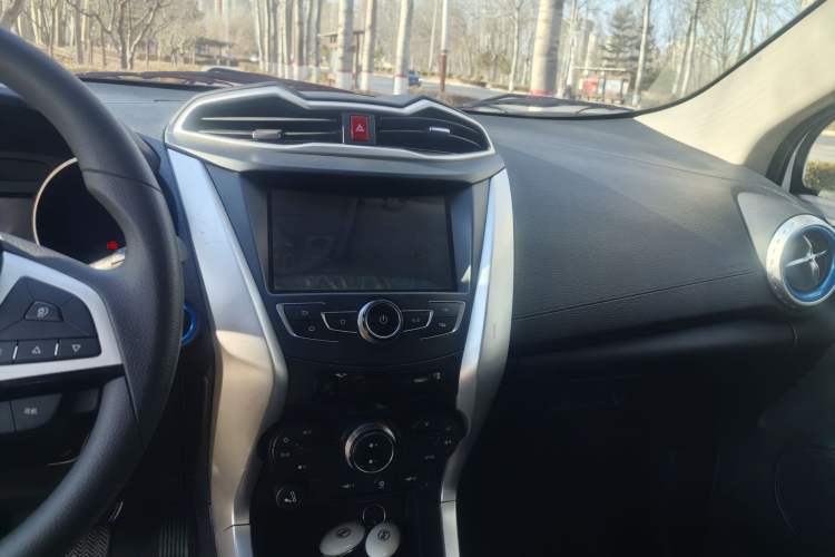 Used BYD Yuan New Energy 2019 EV360 Smart Connect Leading Model Interior 3