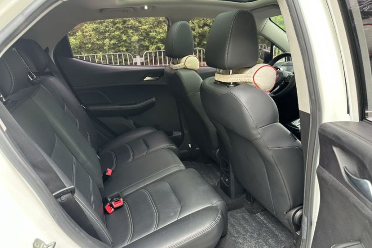 Used BYD Yuan New Energy 2019 EV360 Smart Connect Enjoyment Model Interior 3