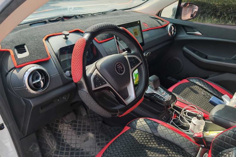 Used BYD Yuan New Energy 2019 EV535 Smart Connect Trendsetting Model Interior 4