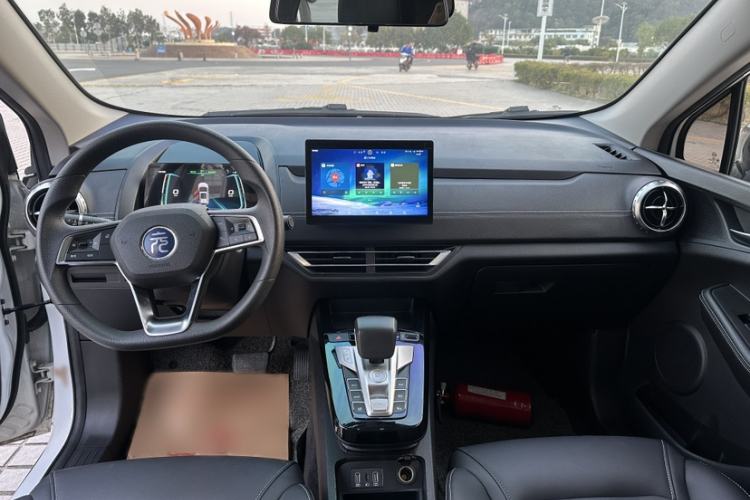 Used BYD Yuan New Energy 2019 EV360 Smart Connect Enjoyment Model Interior 4