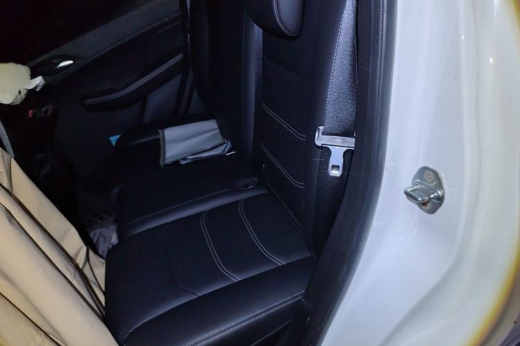 Used BYD Yuan New Energy 2019 EV535 Smart Connect Trendsetting Model Interior 4
