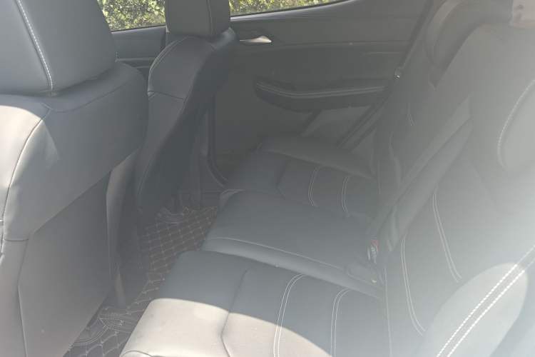 Used BYD Yuan New Energy 2019 EV535 Smart Connect Trendsetting Model Interior 4