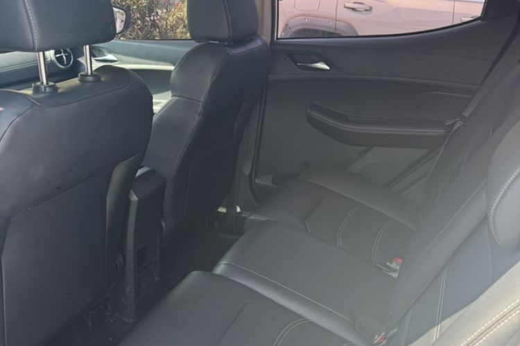 Used BYD Yuan New Energy 2019 EV535 Smart Connect Trendsetting Model Interior 4