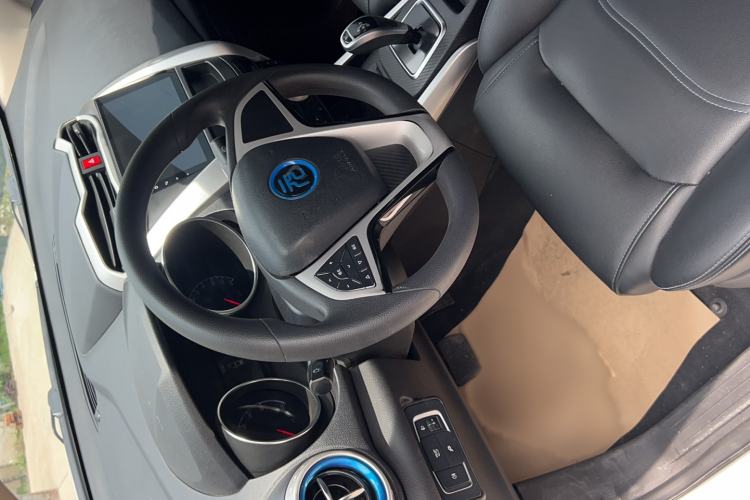 Used BYD Yuan New Energy 2019 EV360 Smart Connect Leading Model Interior 4