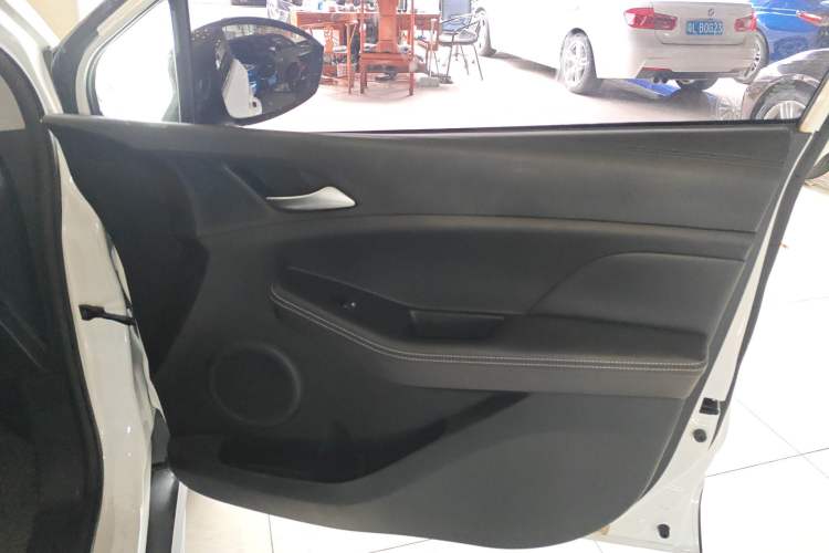 Used BYD Yuan New Energy 2019 EV360 Smart Connect Enjoyment Model Interior 5