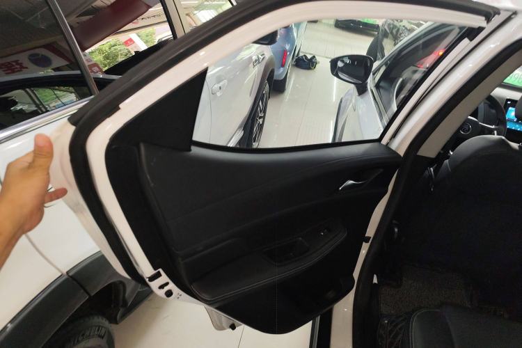 Used BYD Yuan New Energy 2019 EV360 Smart Connect Enjoyment Model Interior 5