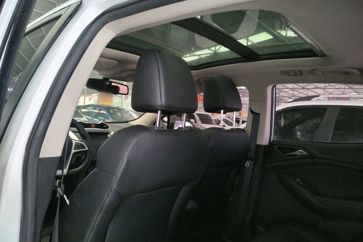 Used BYD Yuan New Energy 2019 EV360 Smart Connect Leading Model Interior 5