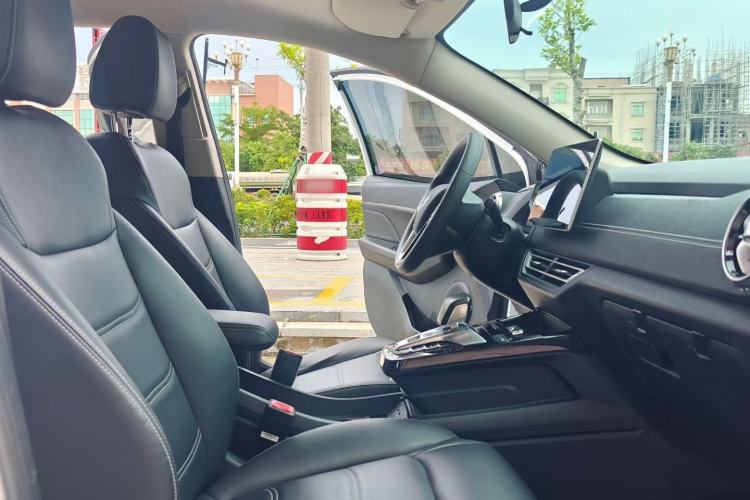 Used BYD Yuan New Energy 2019 EV535 Smart Connect Trendsetting Model Interior 5